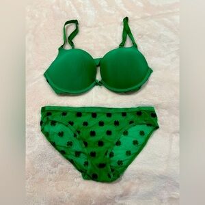 Green St Patty’s Cliver Bra and Panty Set
